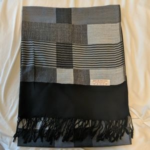 Black and White pashmina scarf